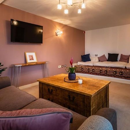 Lux Duplex Apartment 19Th Century Chapel Wakefield Centre Buitenkant foto